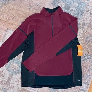 NWT Men’s Athletic Half Zip Pullover